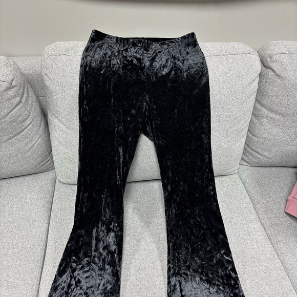 Topshop Women’s Black Velvet Flare Pants - Picture 1 of 3